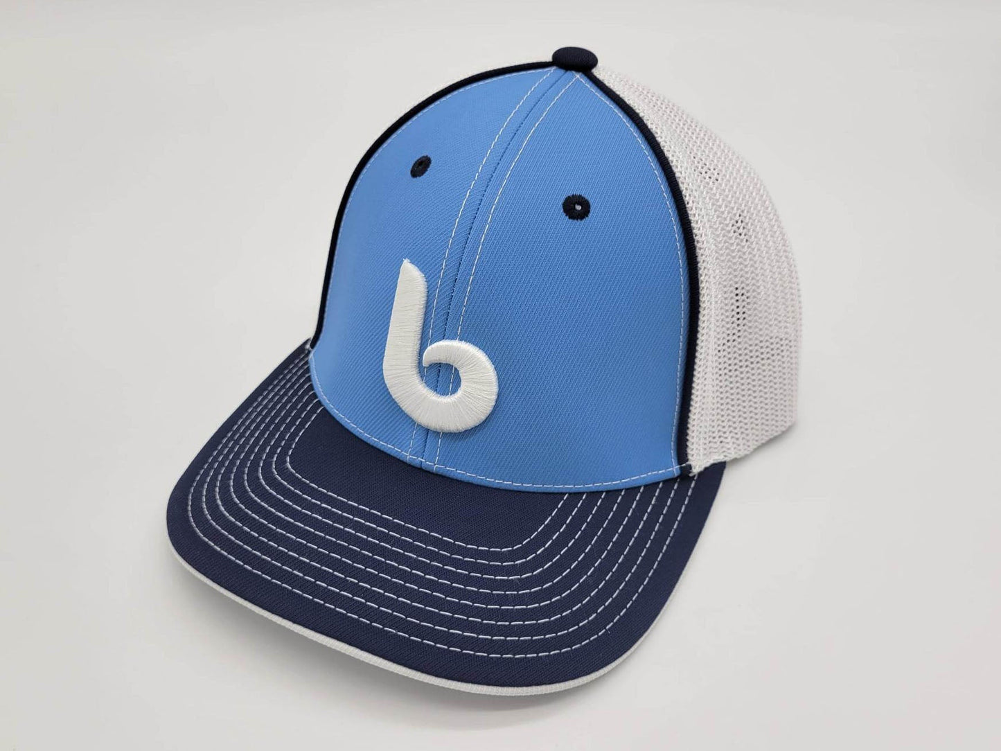 404m Columbia w Navy White S/M