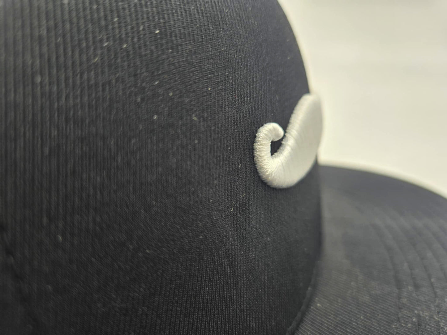 CAi8503 Moustache L/XL